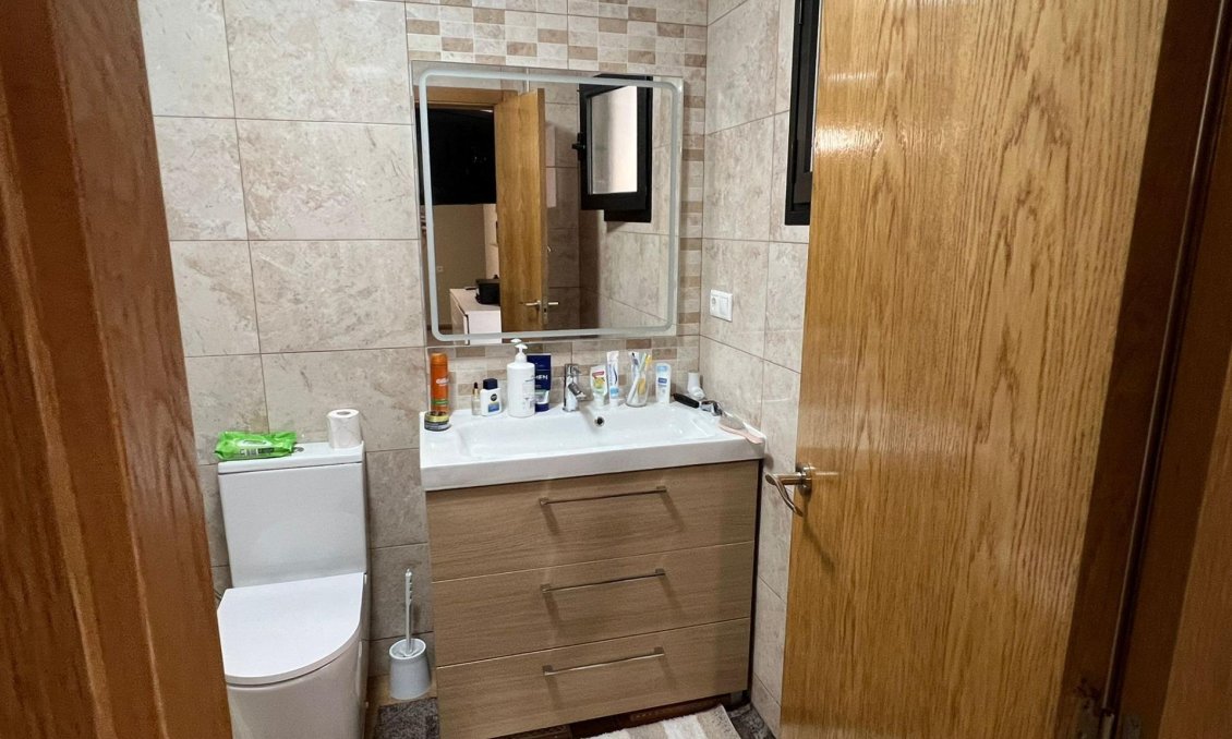 Resale - Apartment -
Torrevieja - Centro