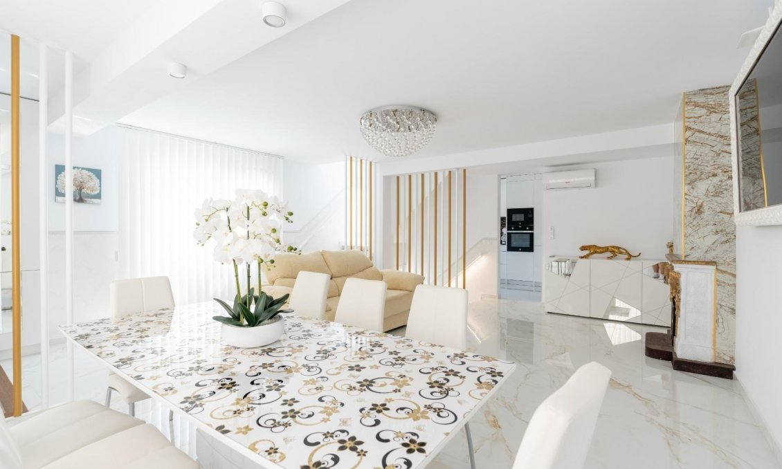 Resale - Townhouse -
Torrevieja - Punta Prima