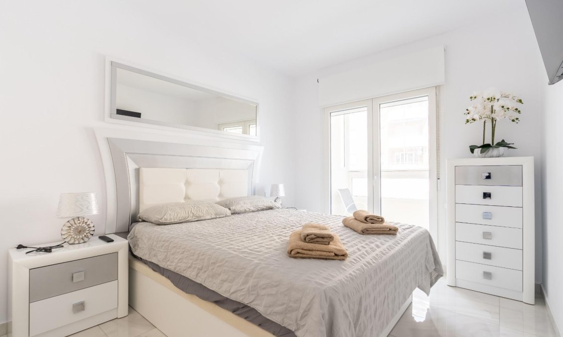 Resale - Townhouse -
Torrevieja - Punta Prima