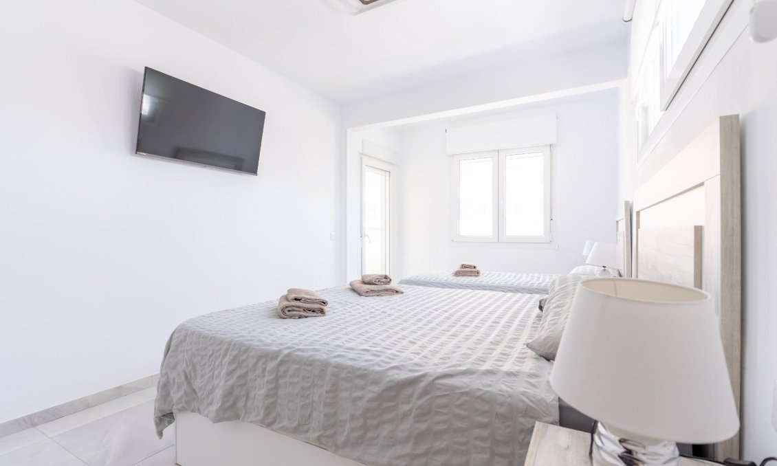 Resale - Townhouse -
Torrevieja - Punta Prima