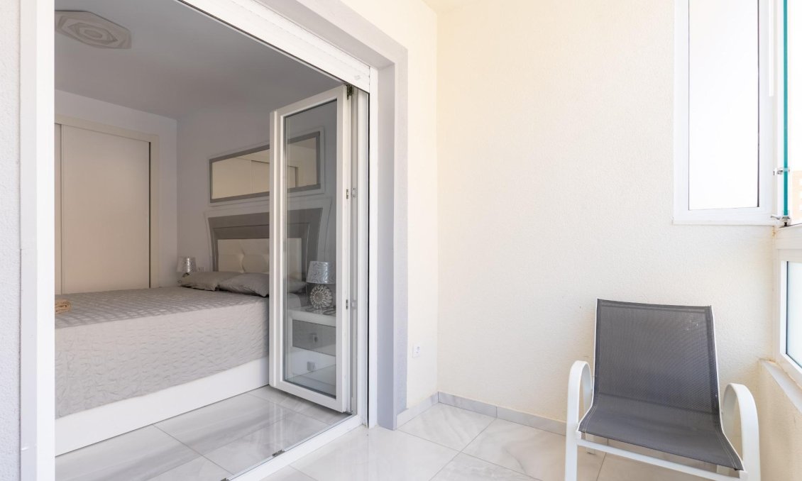 Resale - Townhouse -
Torrevieja - Punta Prima