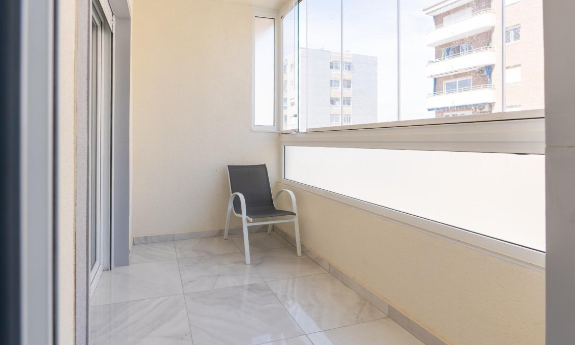 Resale - Townhouse -
Torrevieja - Punta Prima
