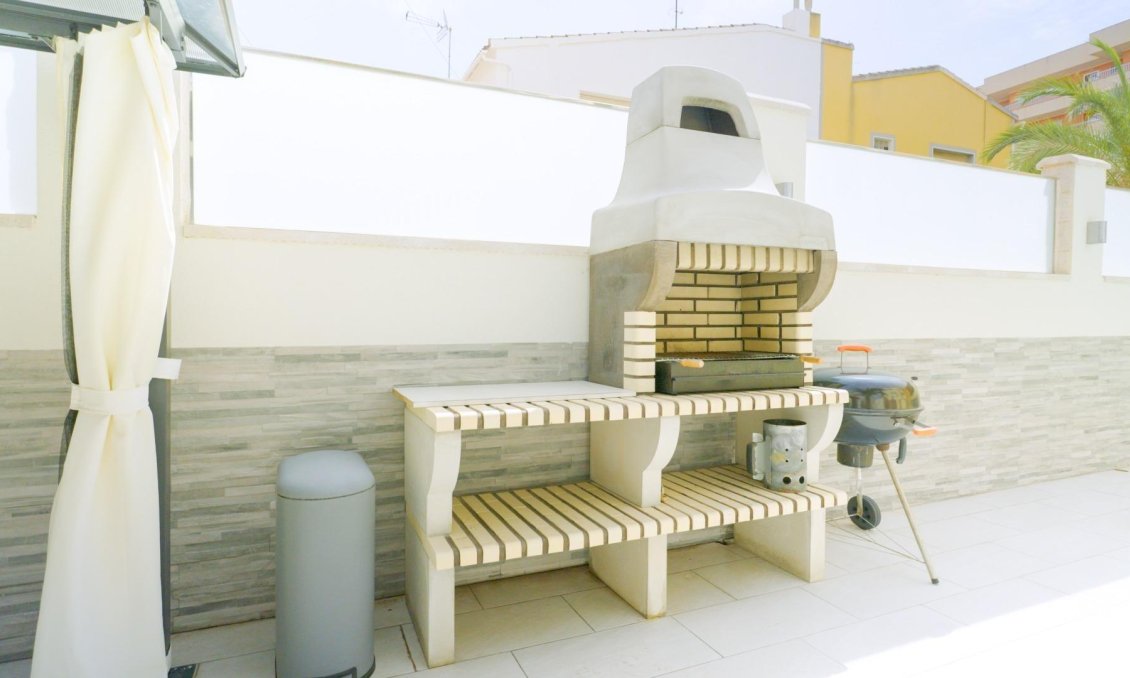 Resale - Townhouse -
Torrevieja - Punta Prima