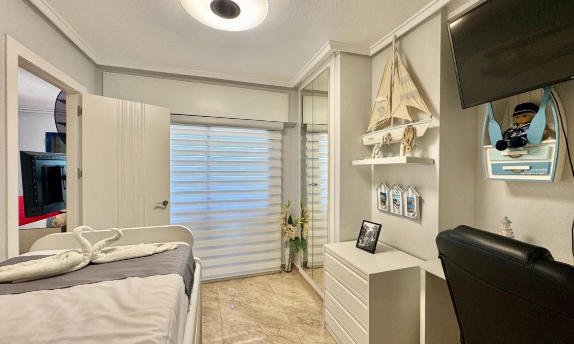 Wiederverkauf - Wohnung -
Torrevieja - Torre La Mata