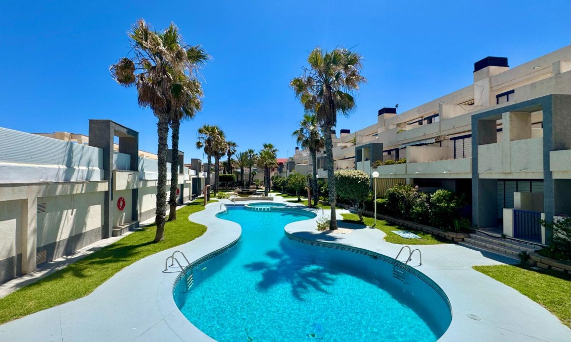 Wiederverkauf - Wohnung -
Torrevieja - Torre La Mata