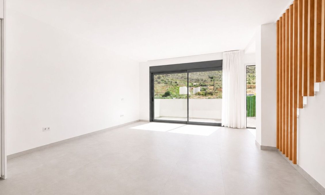 Resale - Villa -
Cox - Costa Blanca