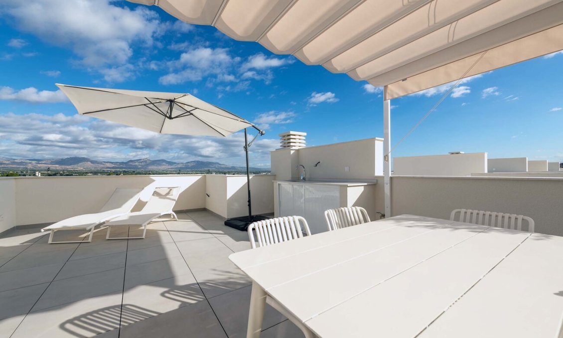 Resale - Villa -
Cox - Costa Blanca