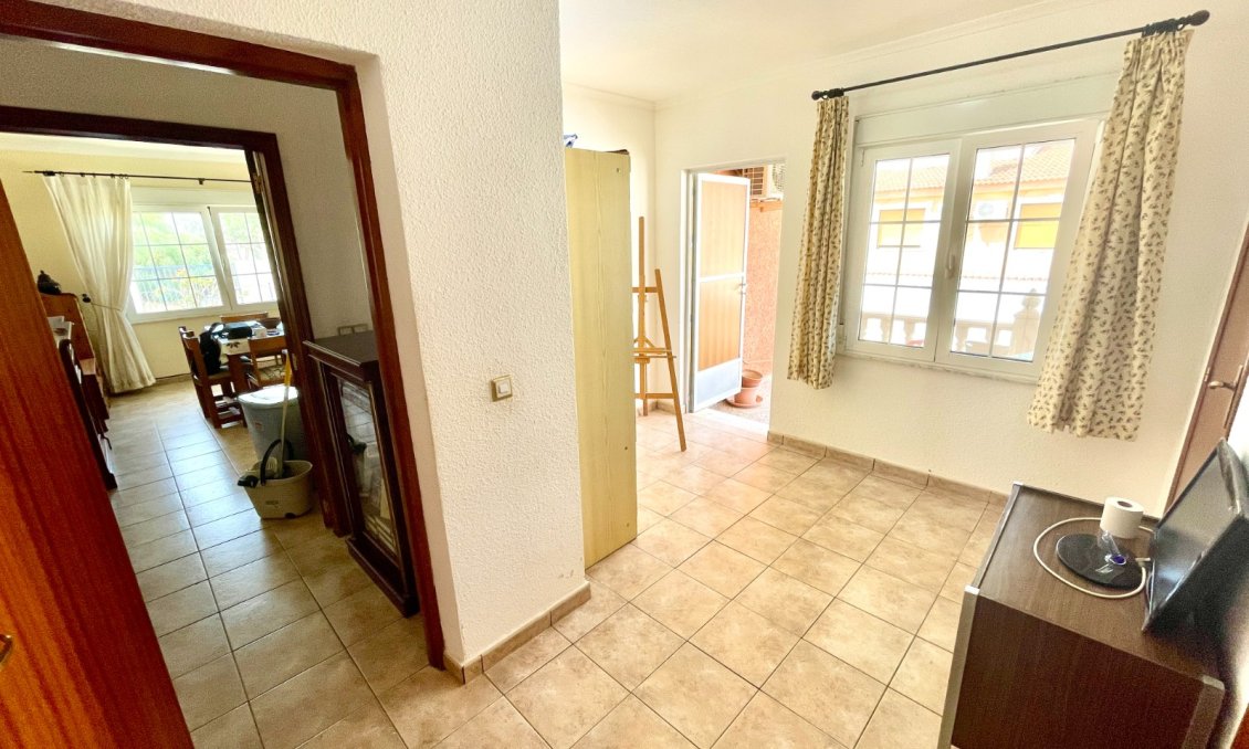 Használt Ingatlanok - Villa -
Benijofar - Costa Blanca