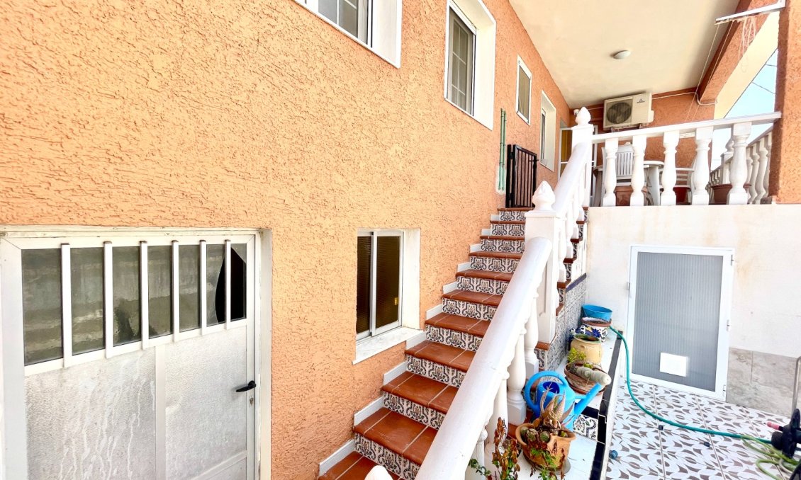 Használt Ingatlanok - Villa -
Benijofar - Costa Blanca