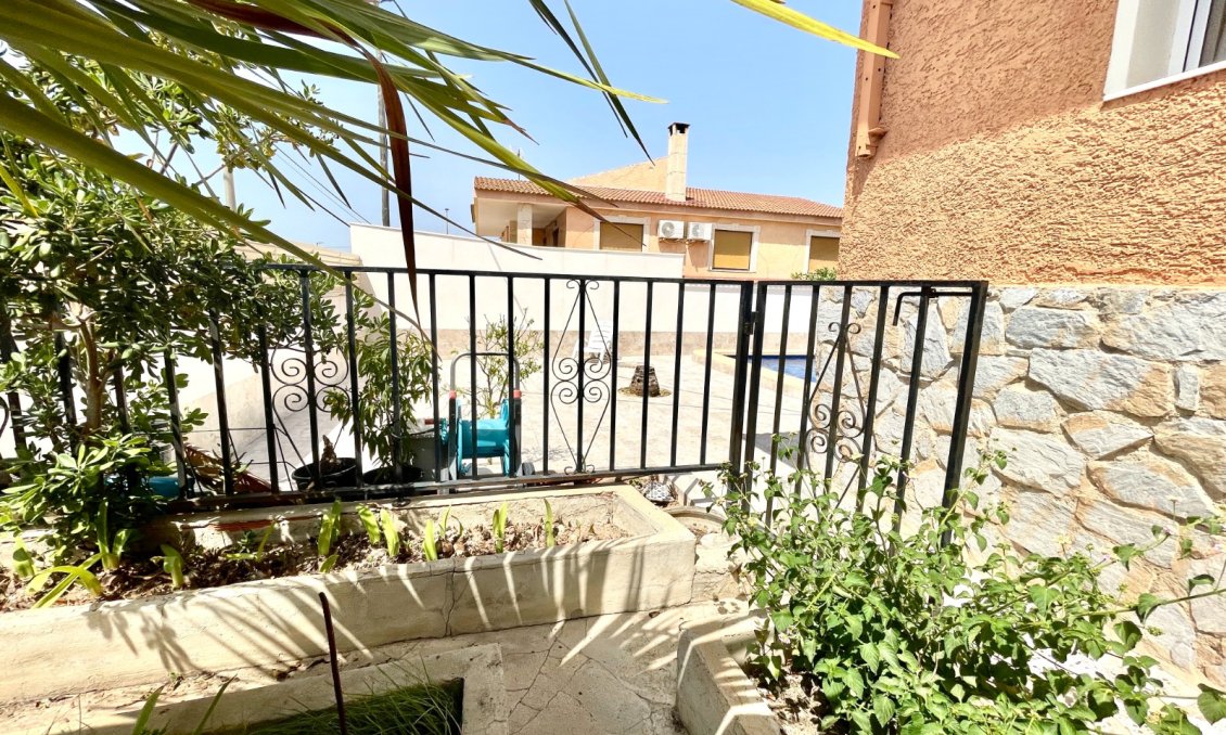 Használt Ingatlanok - Villa -
Benijofar - Costa Blanca