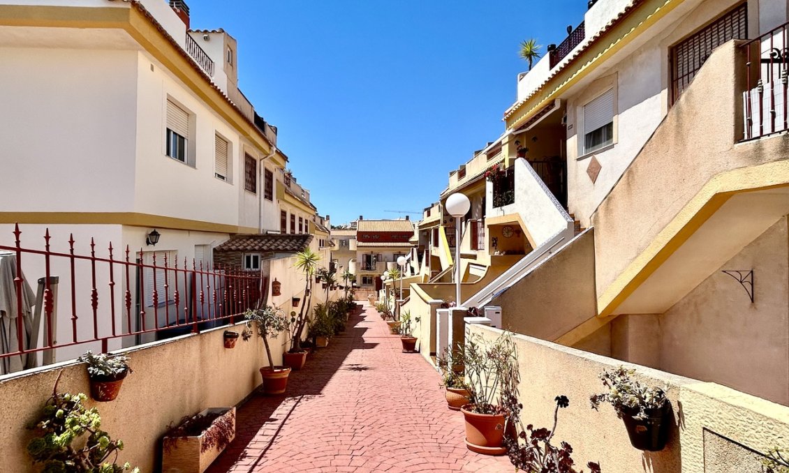 Resale - Apartment -
La Zenia - Costa Blanca