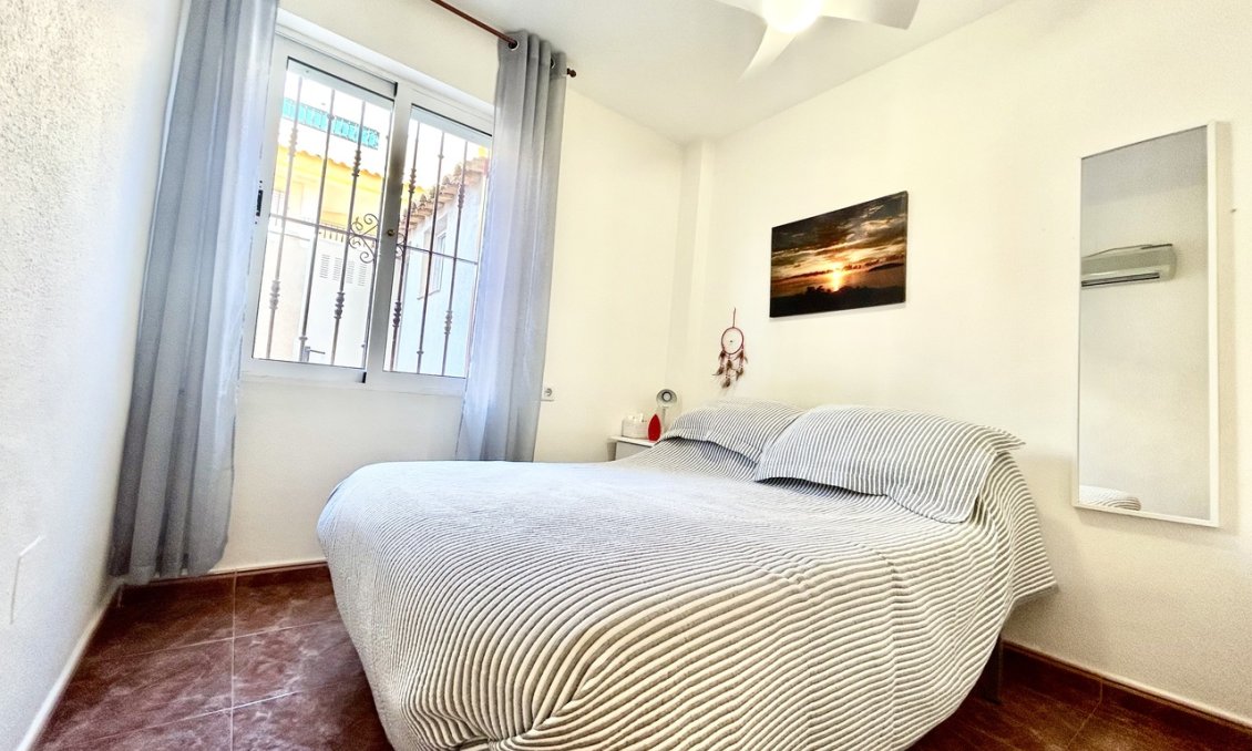 Resale - Apartment -
La Zenia - Costa Blanca