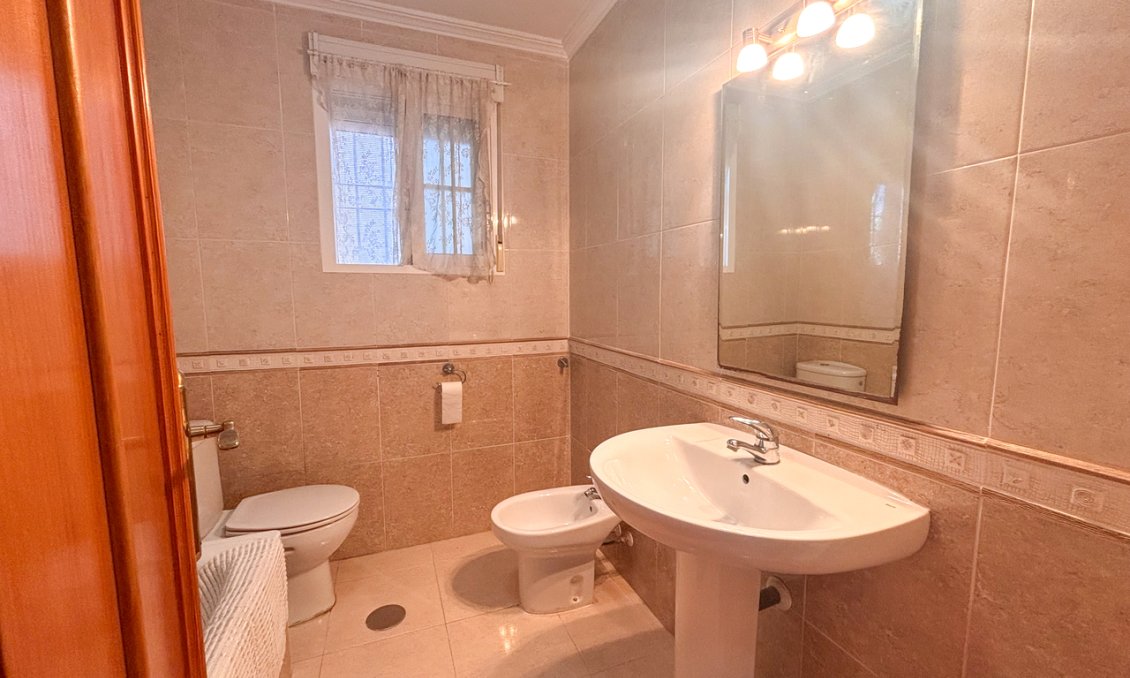 Resale - Apartment -
Cabo Roig - Costa Blanca