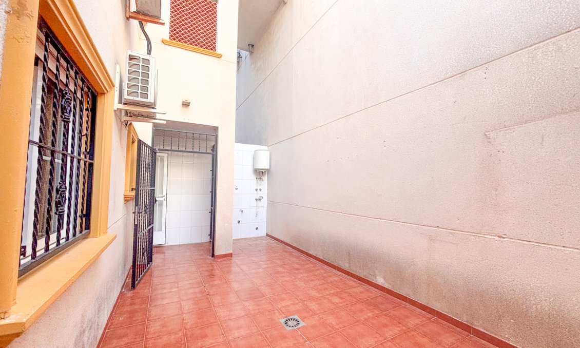 Resale - Apartment -
Cabo Roig - Costa Blanca