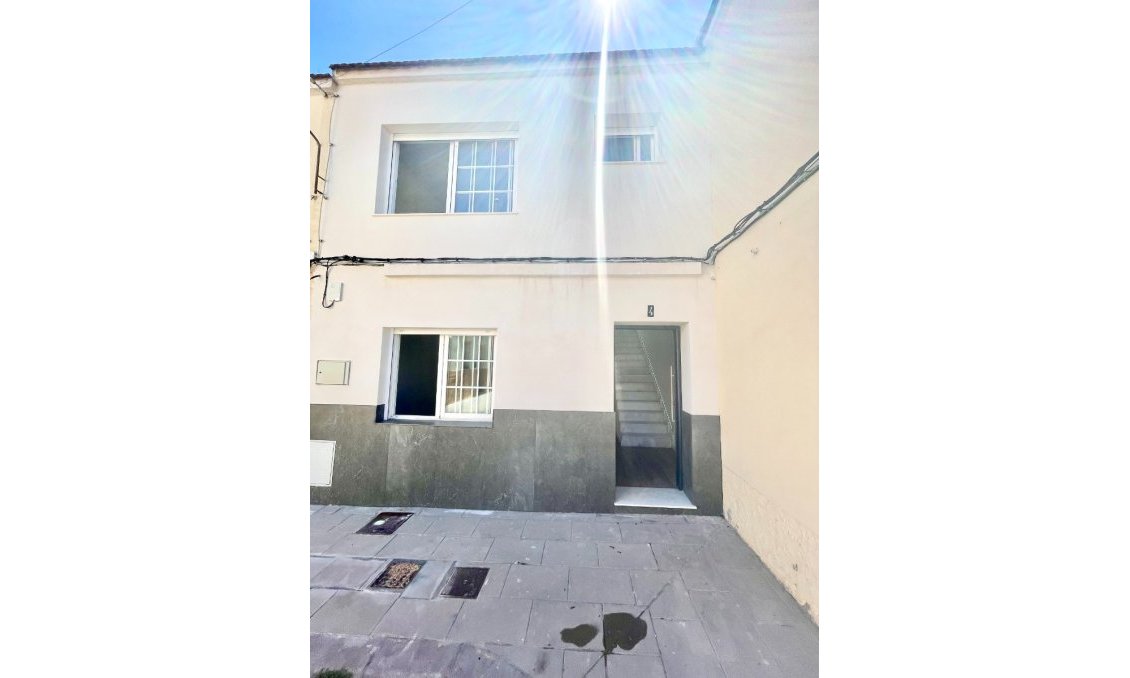Resale - Townhouse -
Daya Vieja - Costa Blanca