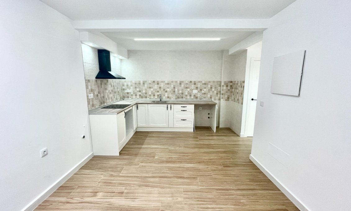 Resale - Townhouse -
Daya Vieja - Costa Blanca