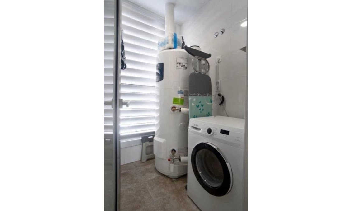 Resale - Apartment -
Villamartin - Costa Blanca