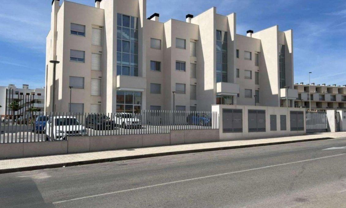 Resale - Apartment -
Villamartin - Costa Blanca