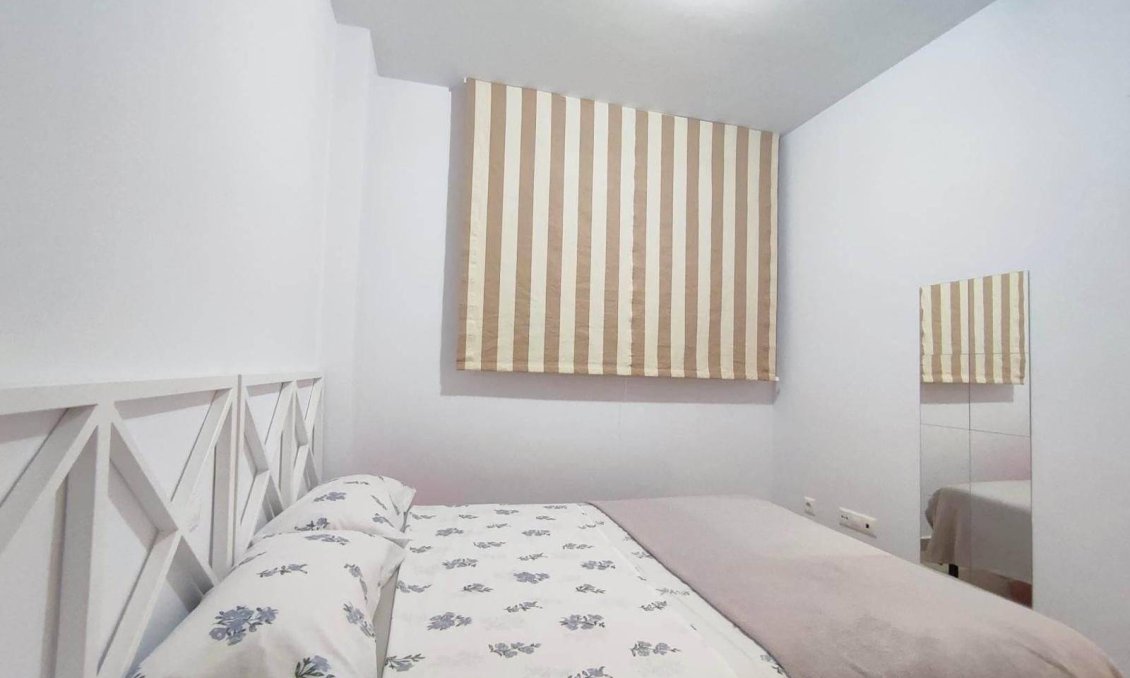 Resale - Apartment -
Orihuela Costa - Horizonte - La Campana