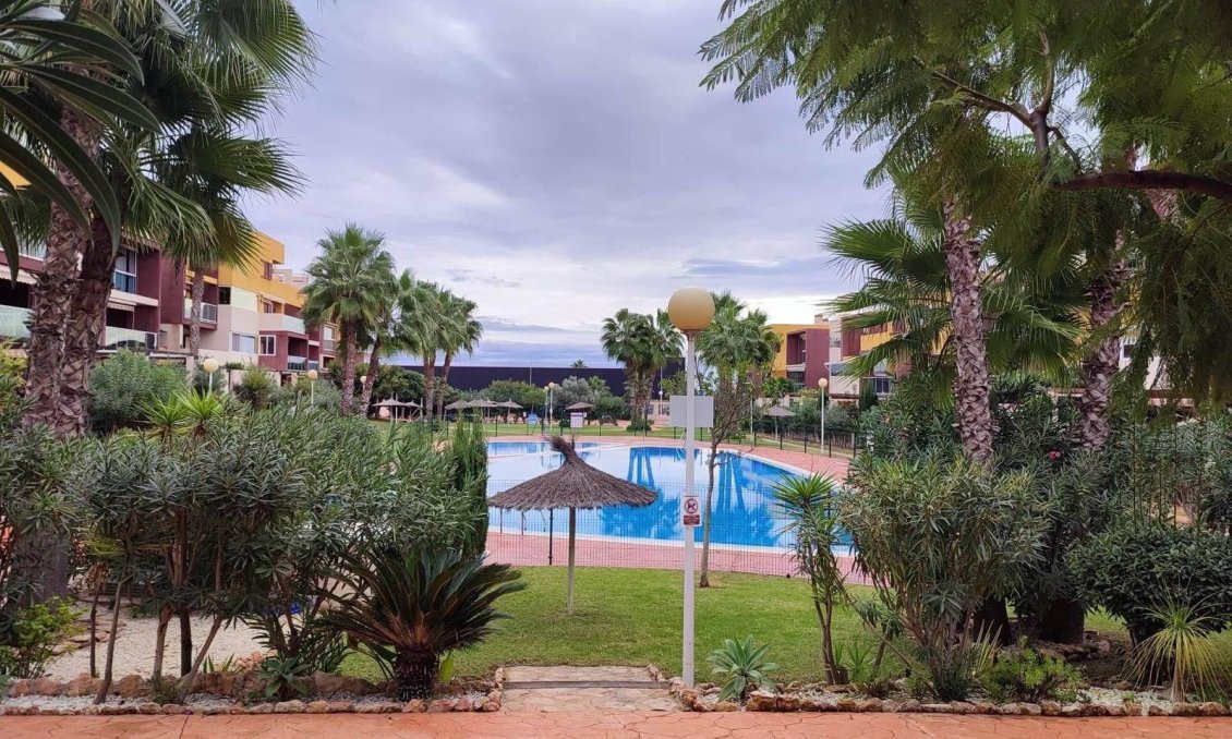 Resale - Apartment -
Orihuela Costa - Horizonte - La Campana