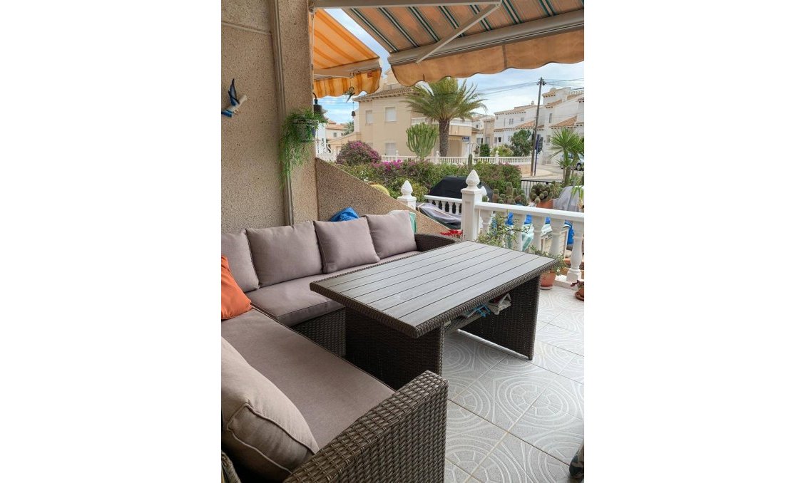 Resale - Villa -
Orihuela Costa - Las Filipinas