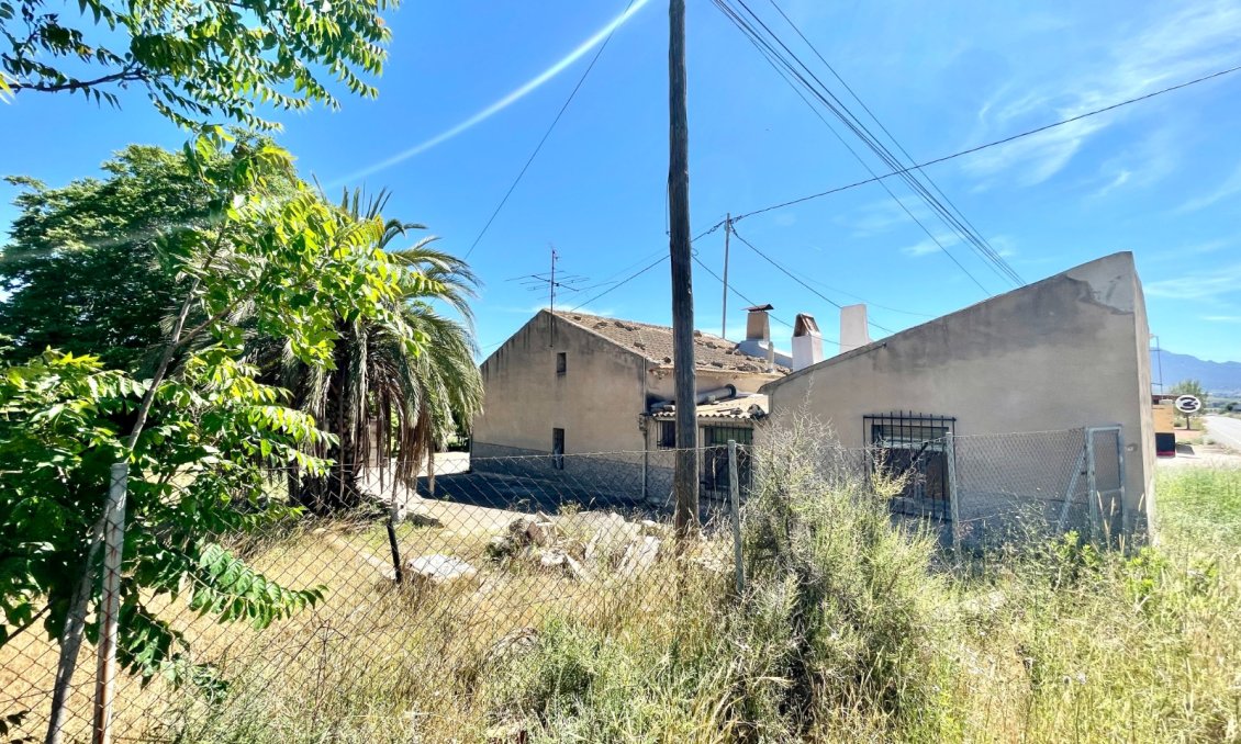 Resale - Villa -
La Romana - Inland