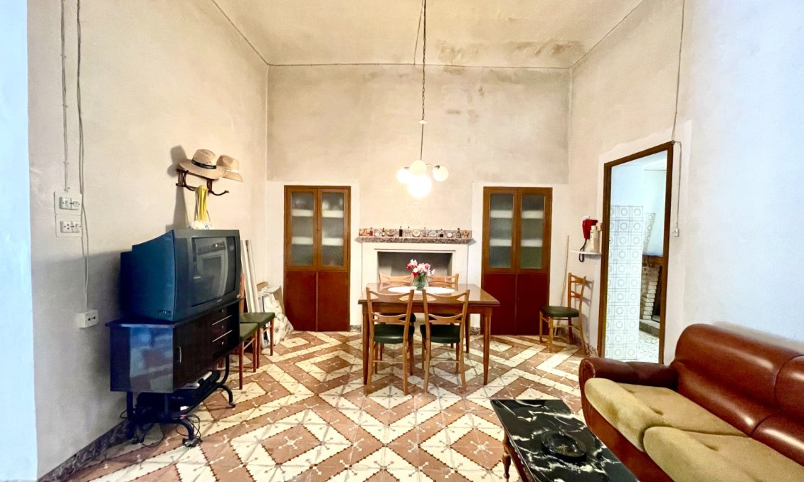 Resale - Villa -
La Romana - Inland