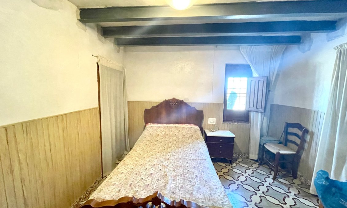 Resale - Villa -
La Romana - Inland