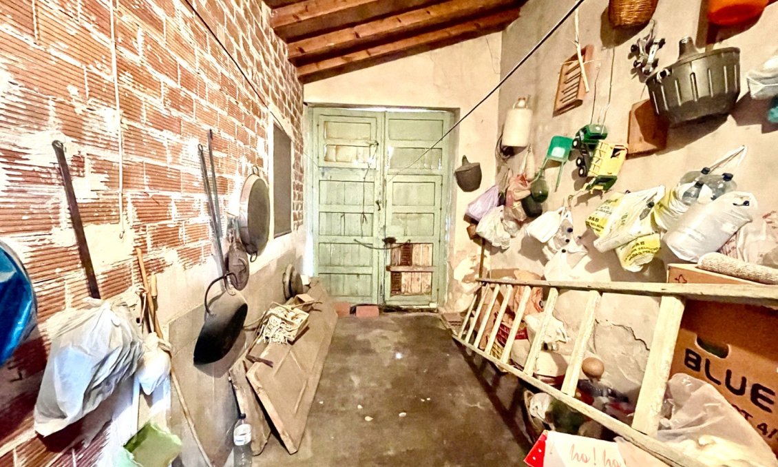 Resale - Villa -
La Romana - Inland