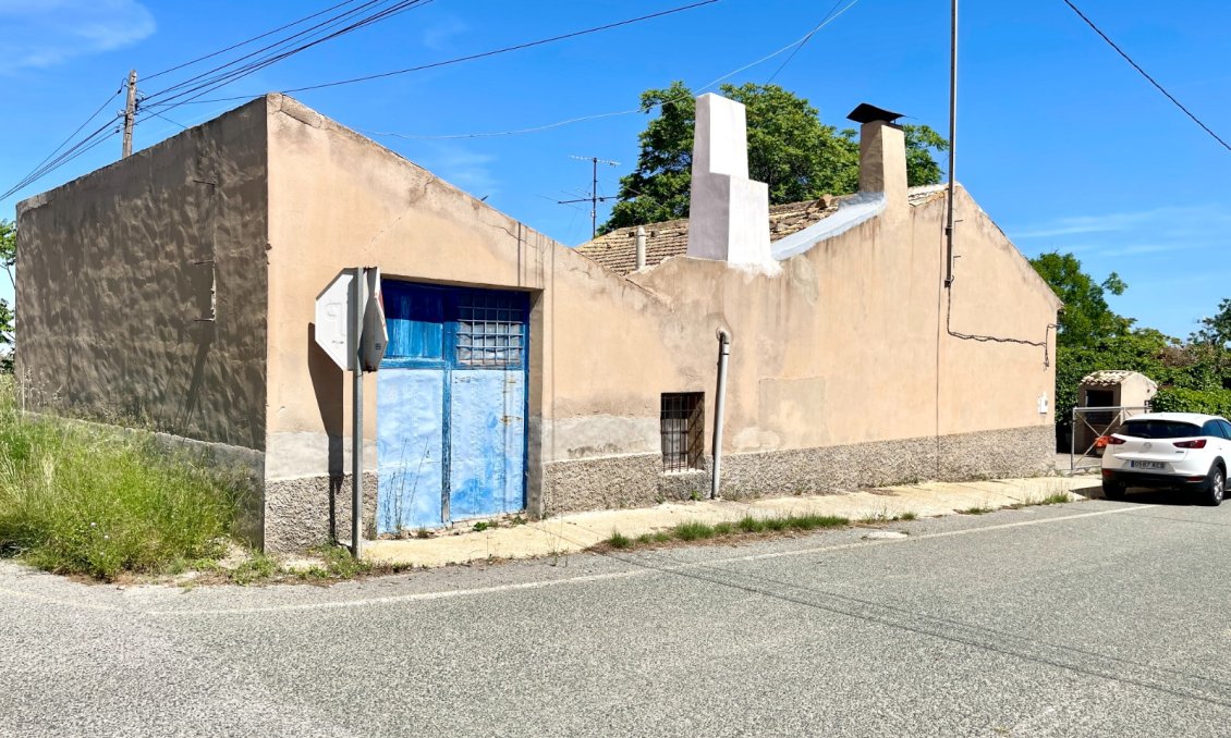 Resale - Villa -
La Romana - Inland