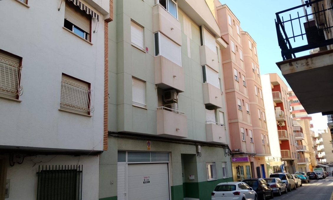 Resale - Apartment -
Puerto de Mazarron - Paseo