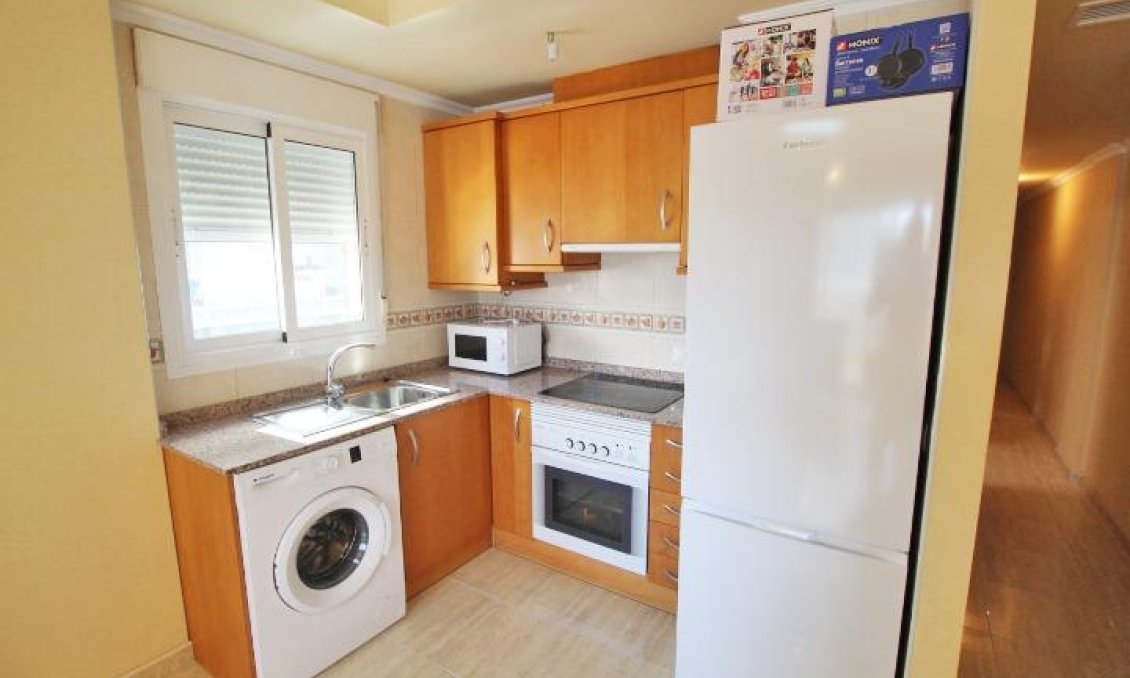 Resale - Apartment -
Guardamar del Segura - Puerto Deportivo