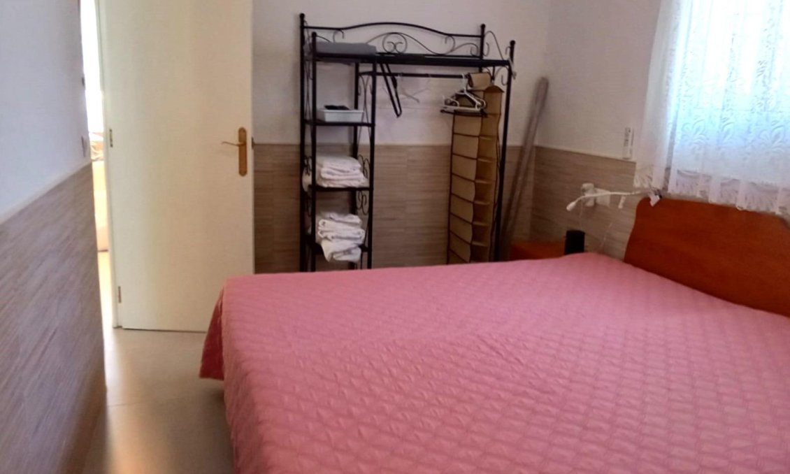 Resale - Bungalow -
Torrevieja - Torretas