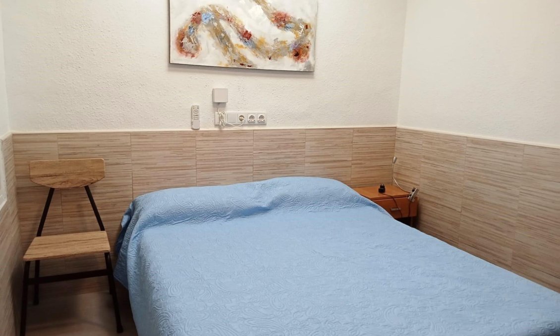 Resale - Bungalow -
Torrevieja - Torretas