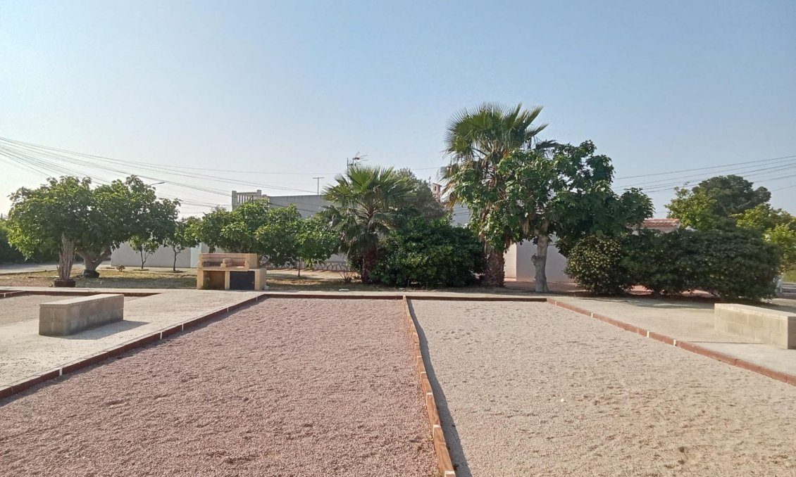 Resale - Bungalow -
Torrevieja - Torretas