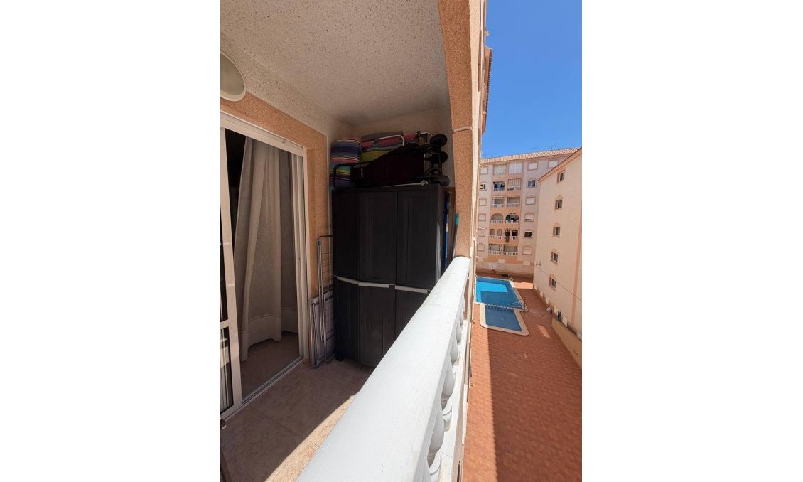 Wiederverkauf - Wohnung -
Torrevieja - Centro