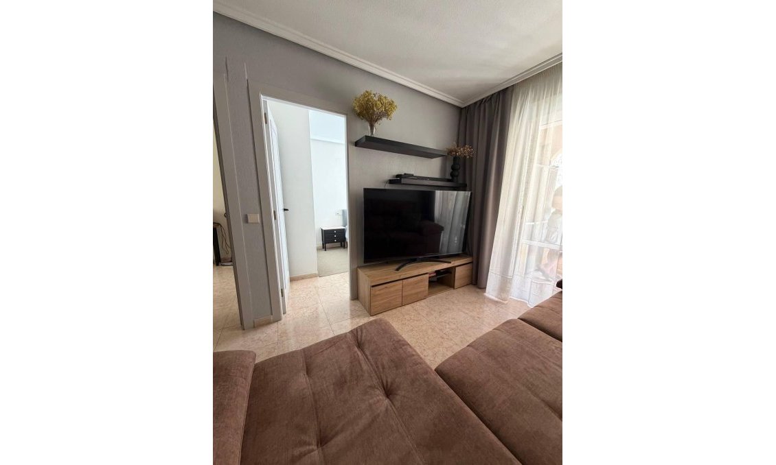 Wiederverkauf - Wohnung -
Torrevieja - Centro