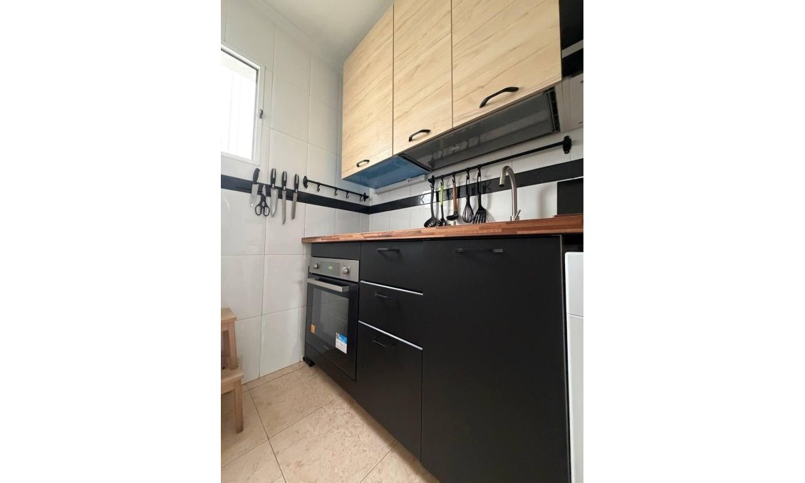 Wiederverkauf - Wohnung -
Torrevieja - Centro