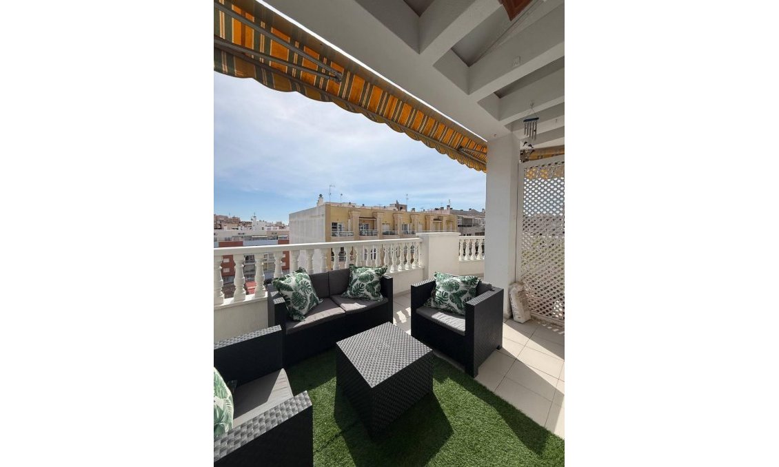 Resale - Penthouse -
Torrevieja - Playa del Cura