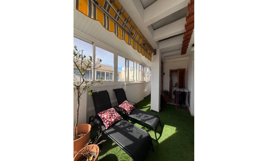 Resale - Penthouse -
Torrevieja - Playa del Cura