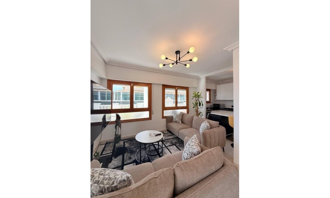 Resale - Penthouse -
Torrevieja - Playa del Cura