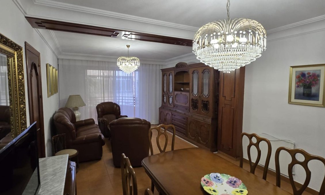 Resale - Apartment -
Torrevieja - Centro