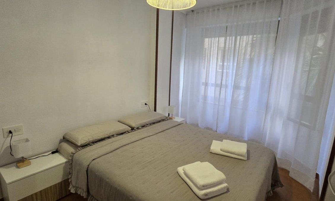 Resale - Apartment -
Torrevieja - Centro