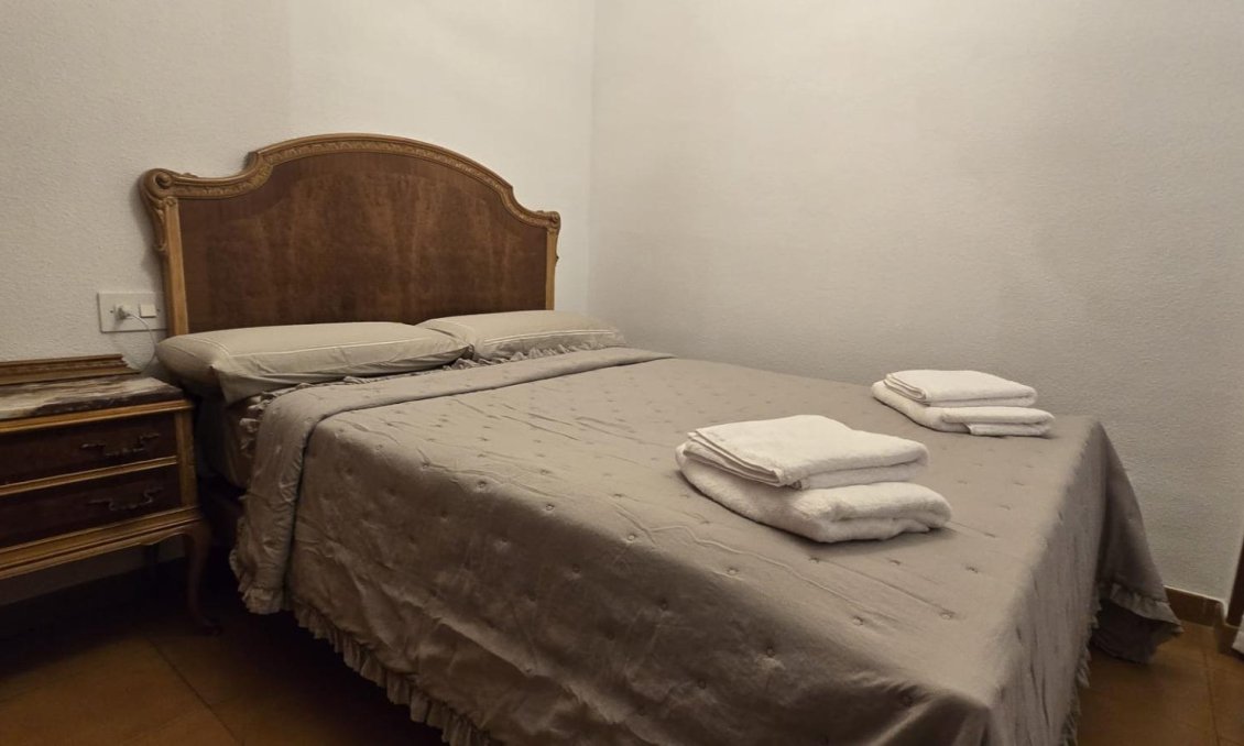 Resale - Apartment -
Torrevieja - Centro