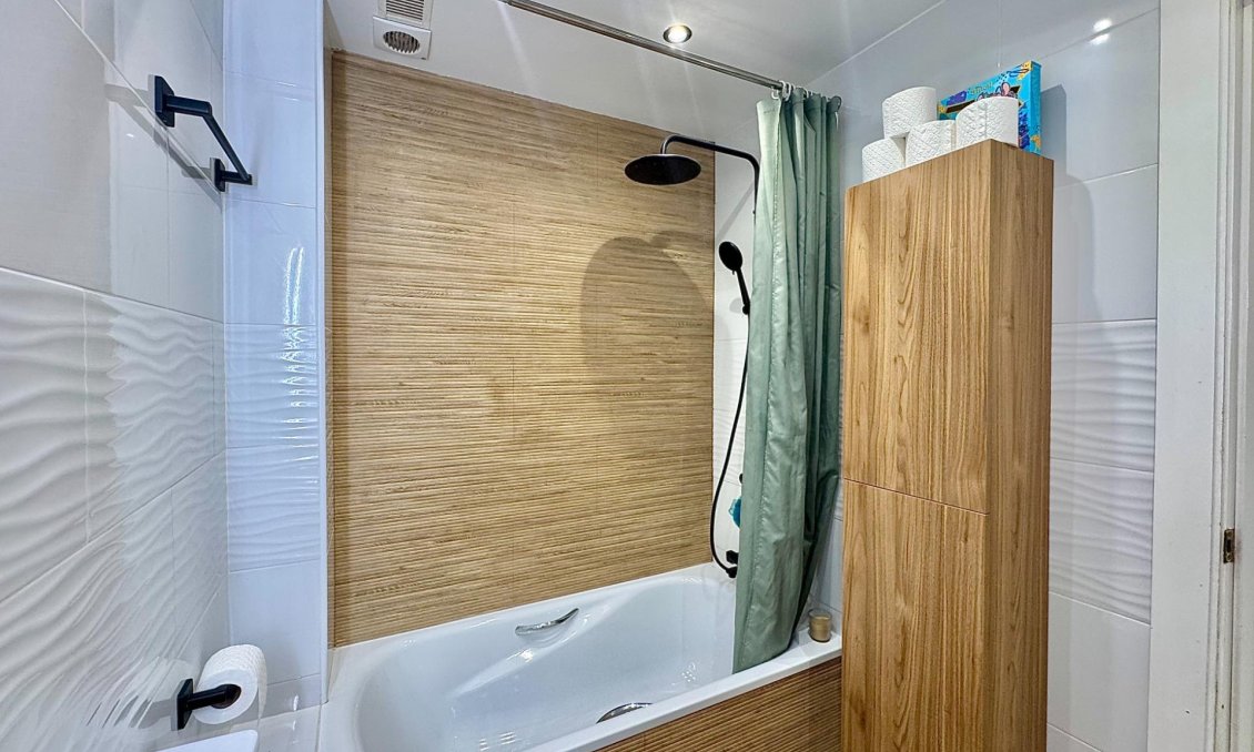 Resale - Bungalow -
Orihuela Costa - Villamartín-las Filipinas
