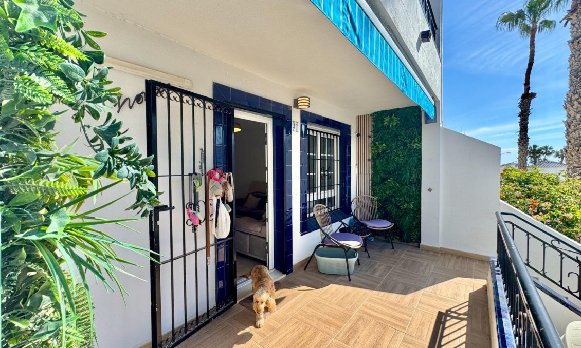 Resale - Bungalow -
Orihuela Costa - Villamartín-las Filipinas