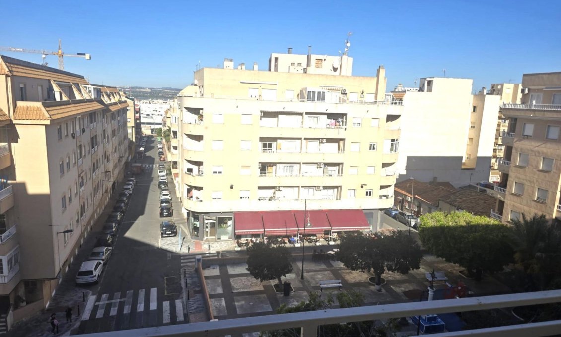 Wiederverkauf - Wohnung -
Torrevieja - Centro