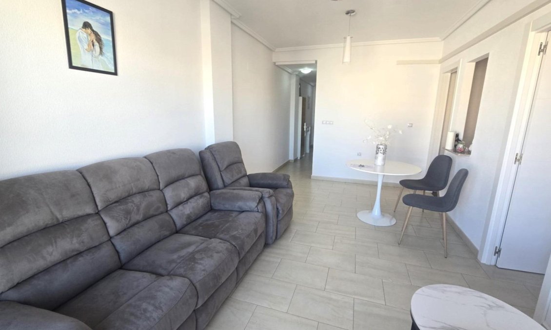 Wiederverkauf - Wohnung -
Torrevieja - Centro