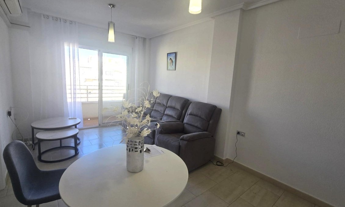 Wiederverkauf - Wohnung -
Torrevieja - Centro