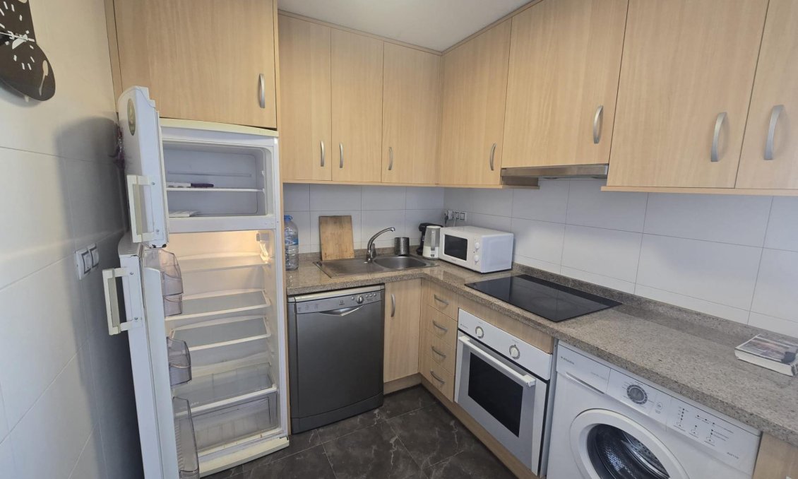 Wiederverkauf - Wohnung -
Torrevieja - Centro